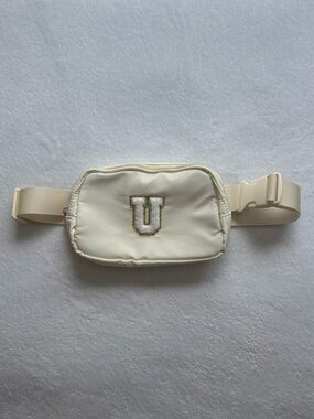 NWOT Ivory 'U' Patch Belt Bag